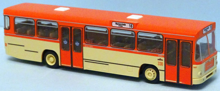 Bus 330 als Modell